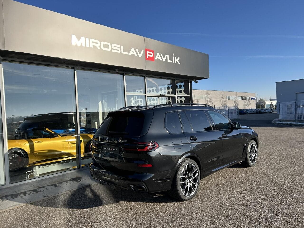 2025 BMW X7 - 5
