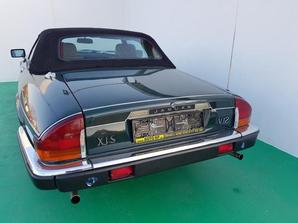 1989 Jaguar XJ - 5