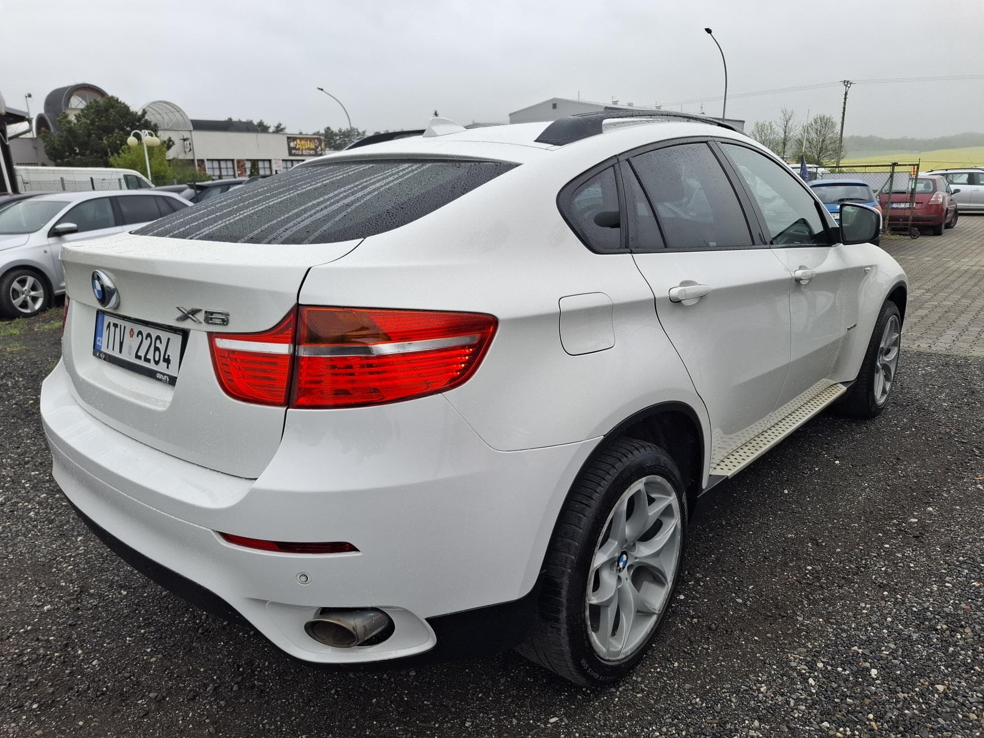 2011 BMW X6 - 2