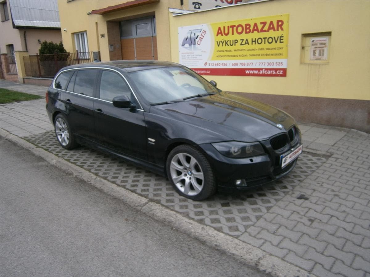 BMW Řada 3 3,0 D  330D XDRIVE