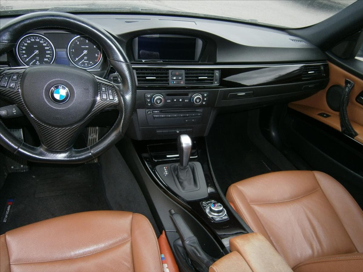 2009 BMW 3-Series - 9