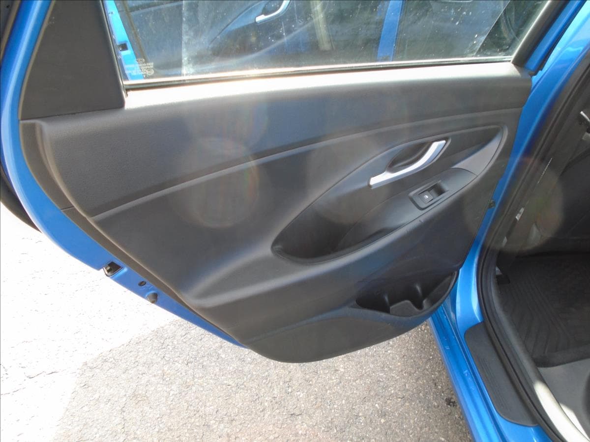 2017 Hyundai i30 - 12