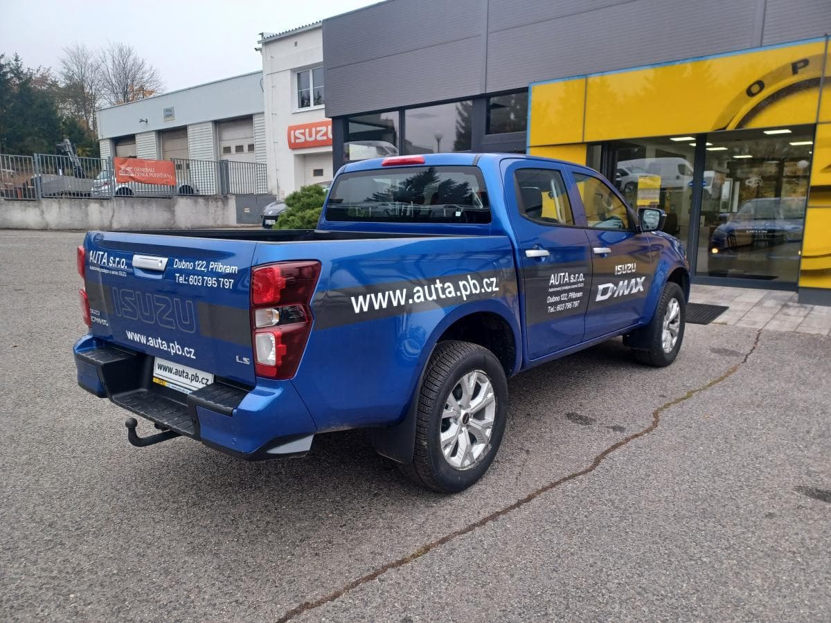 2024 Isuzu D-MAX - 8