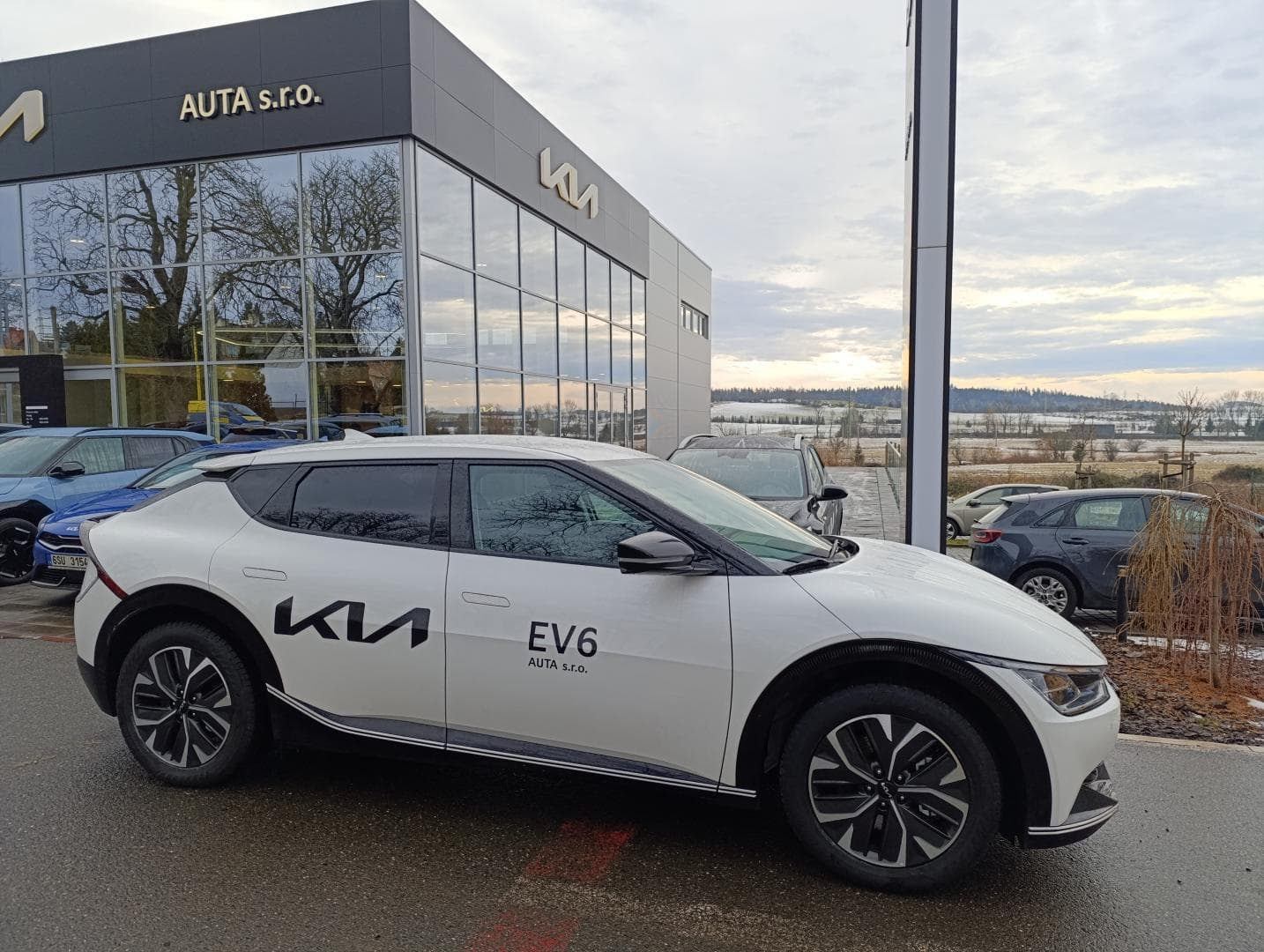2025 Kia EV6 - 4