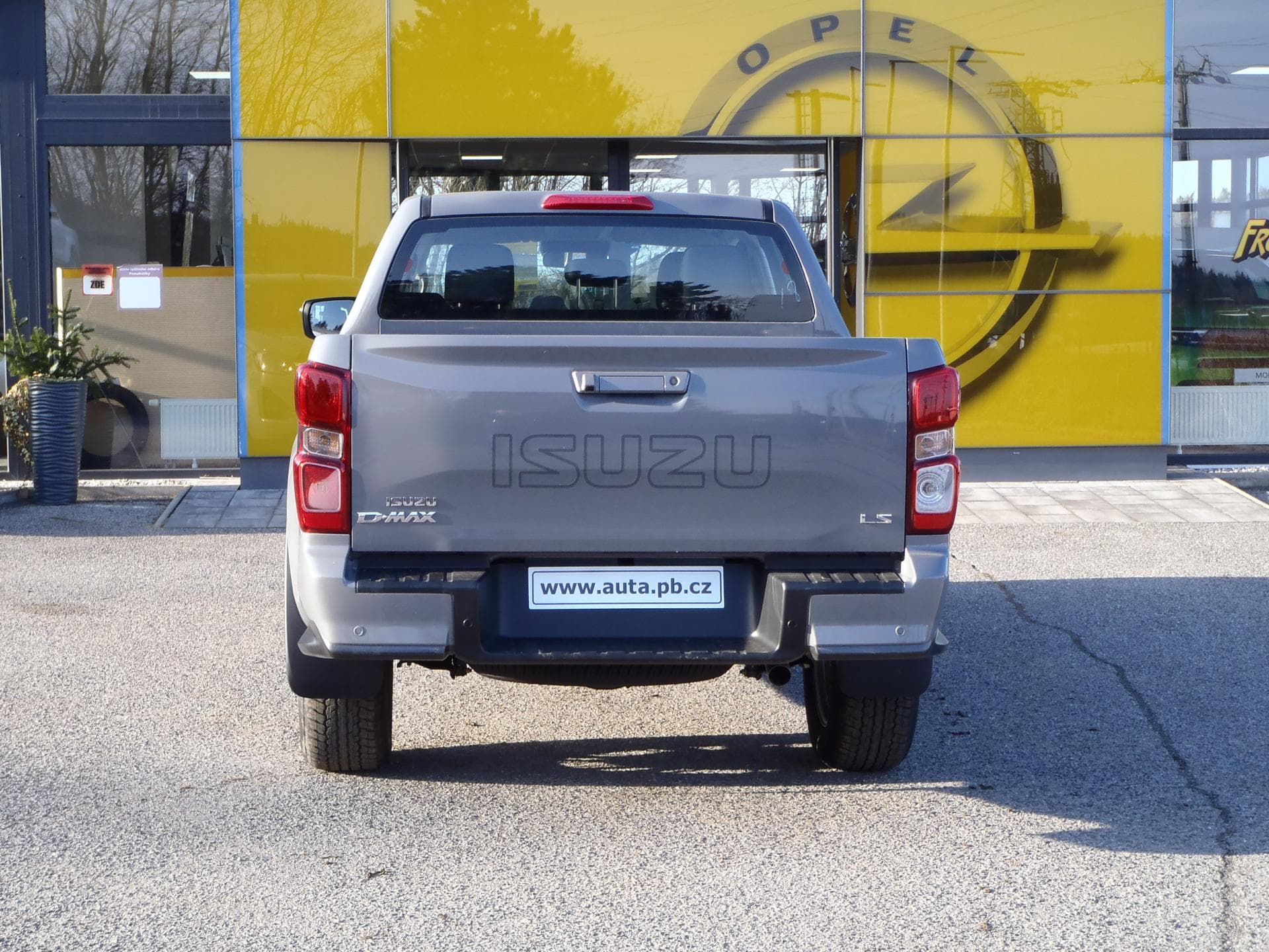 2025 Isuzu D-Max - 25