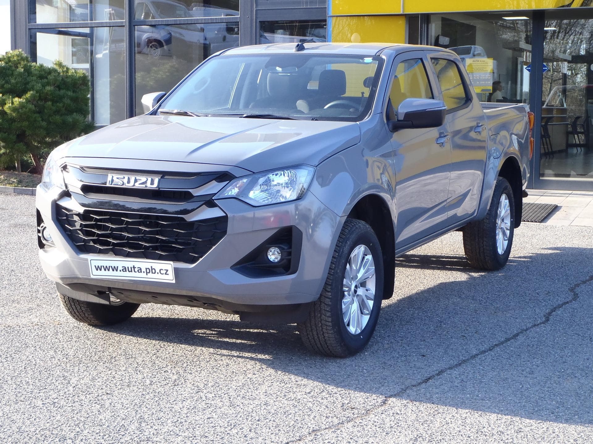 2025 Isuzu D-Max - 9