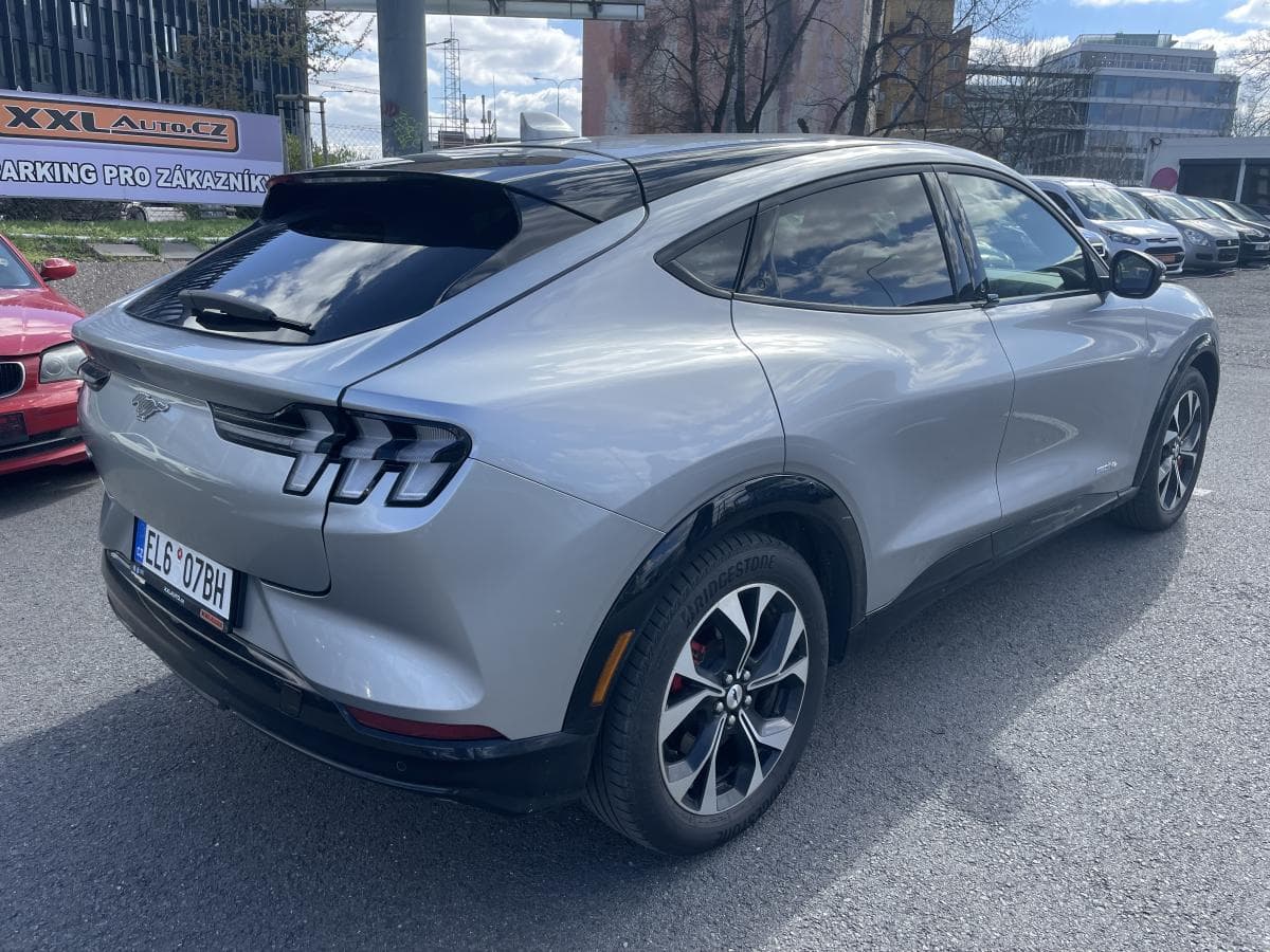 2022 Ford Ostatní - 5