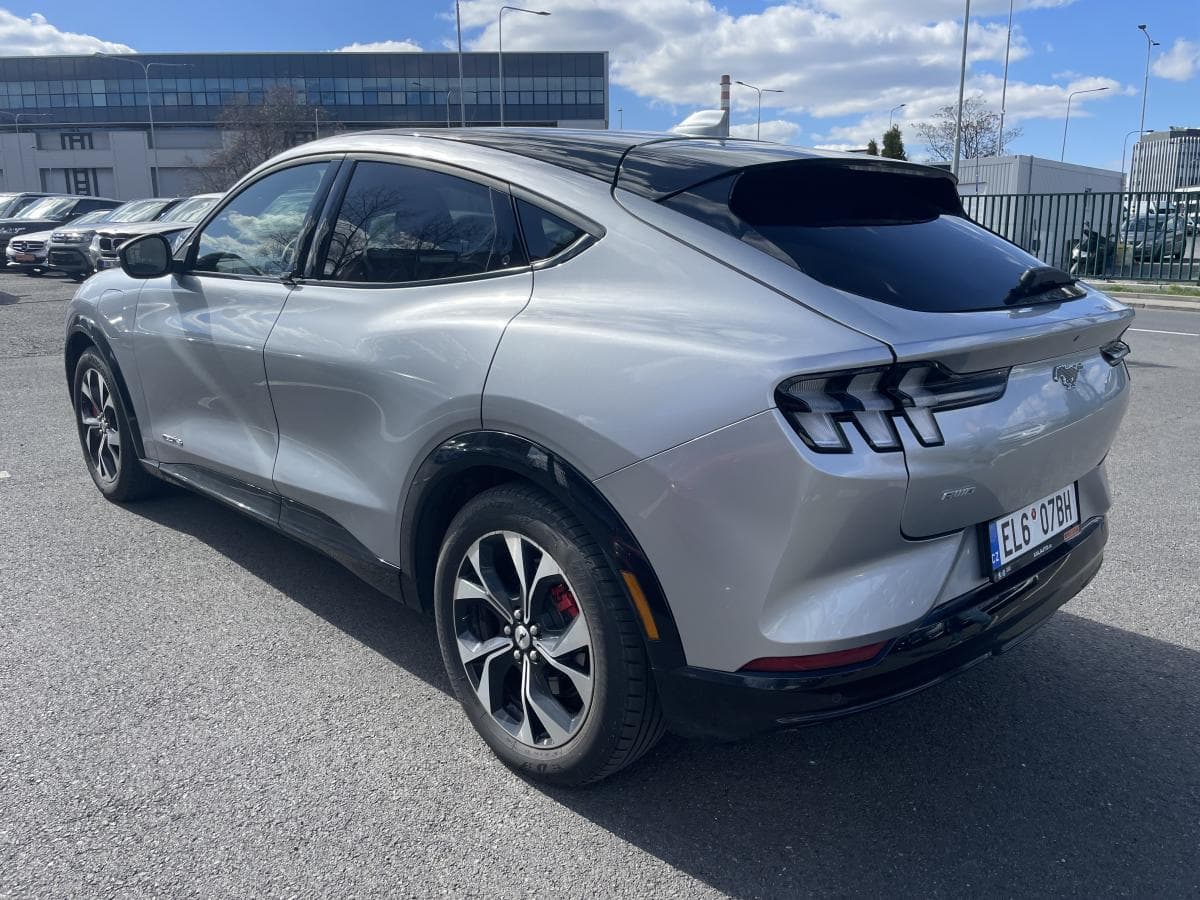 2022 Ford Ostatní - 7