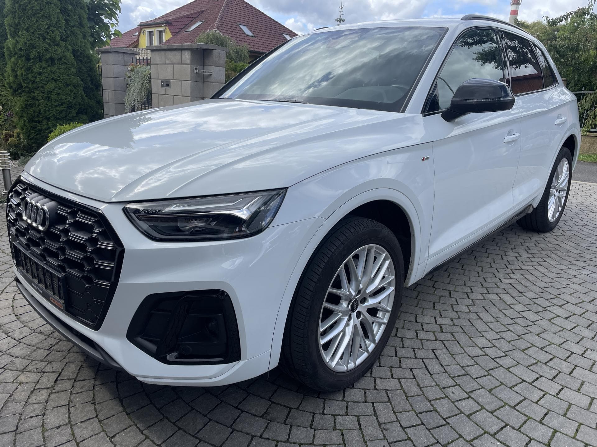 Audi Q5 2,0TDi 150kW 4x4 AUTOMAT