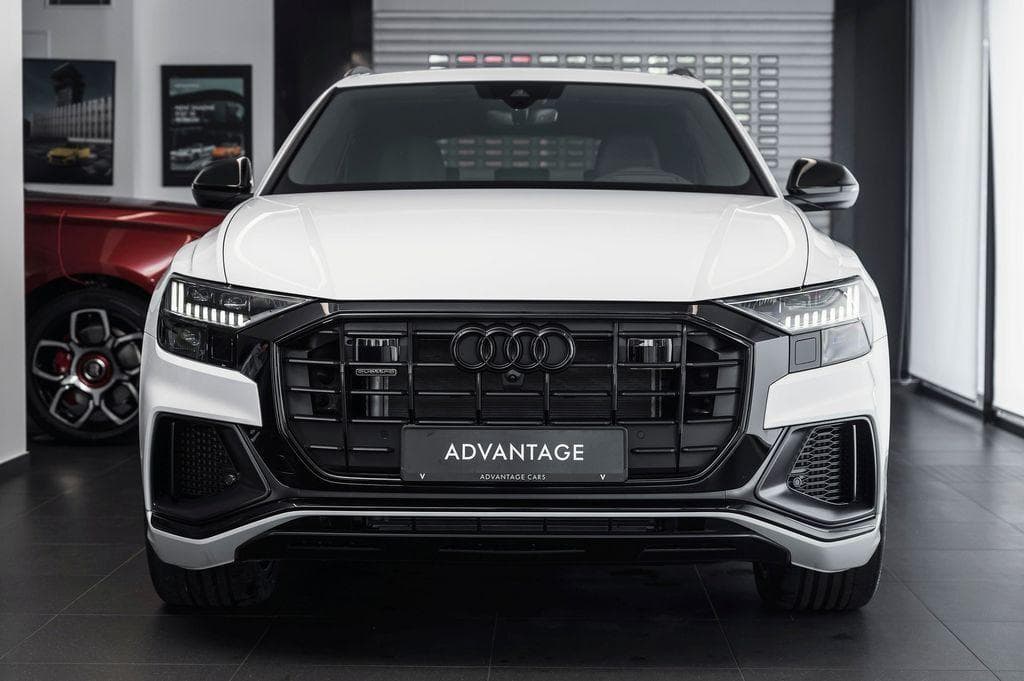 Audi Q8 - 2