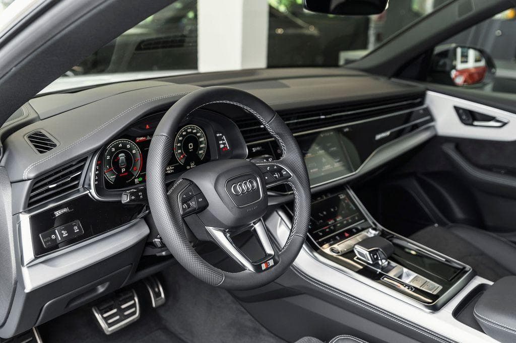Audi Q8 - 5