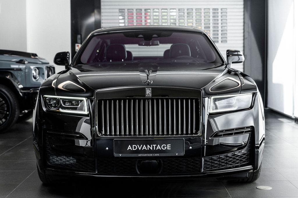 Rolls-Royce GHOST - 2