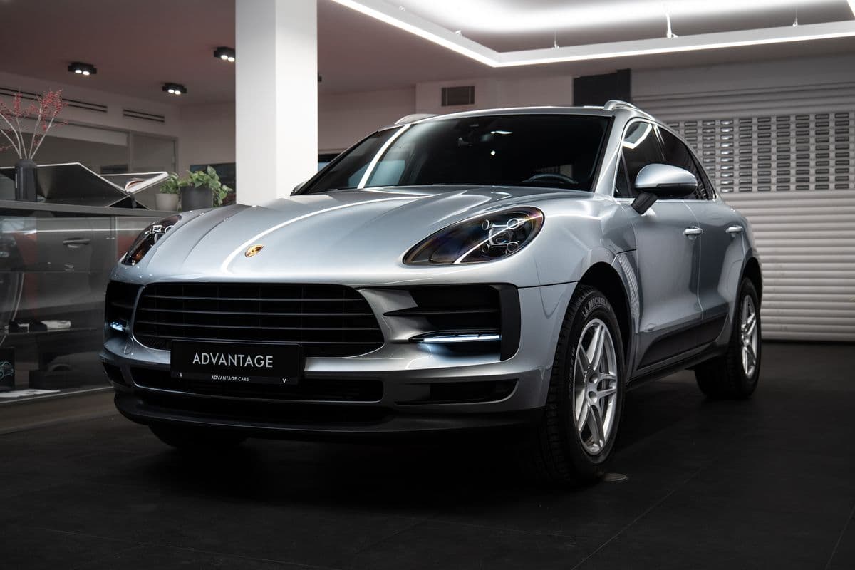 2025 Porsche MACAN