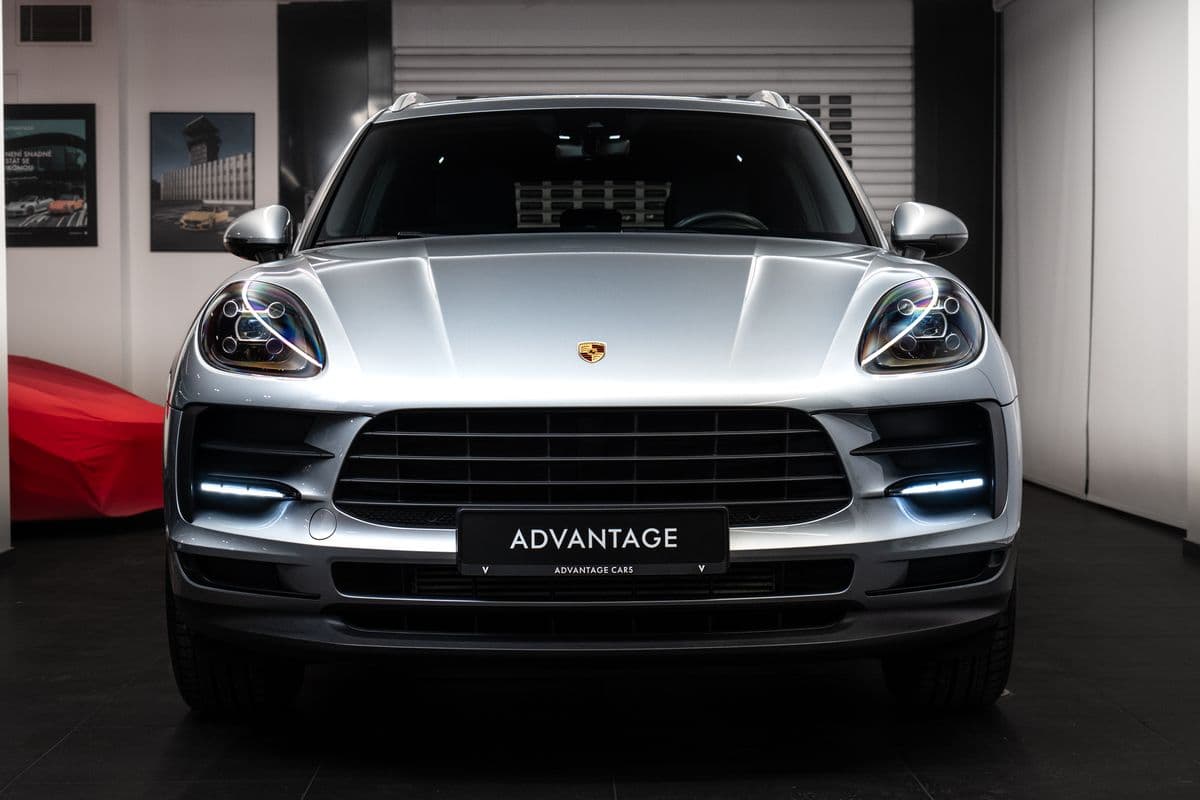 2025 Porsche MACAN - 2