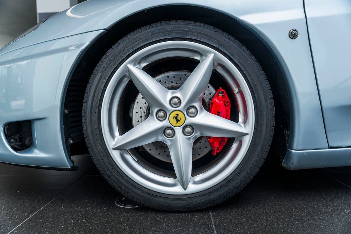 2002 Ferrari 360 - 12
