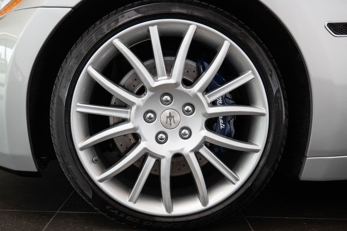 2010 Maserati GRANCABRIO - 12