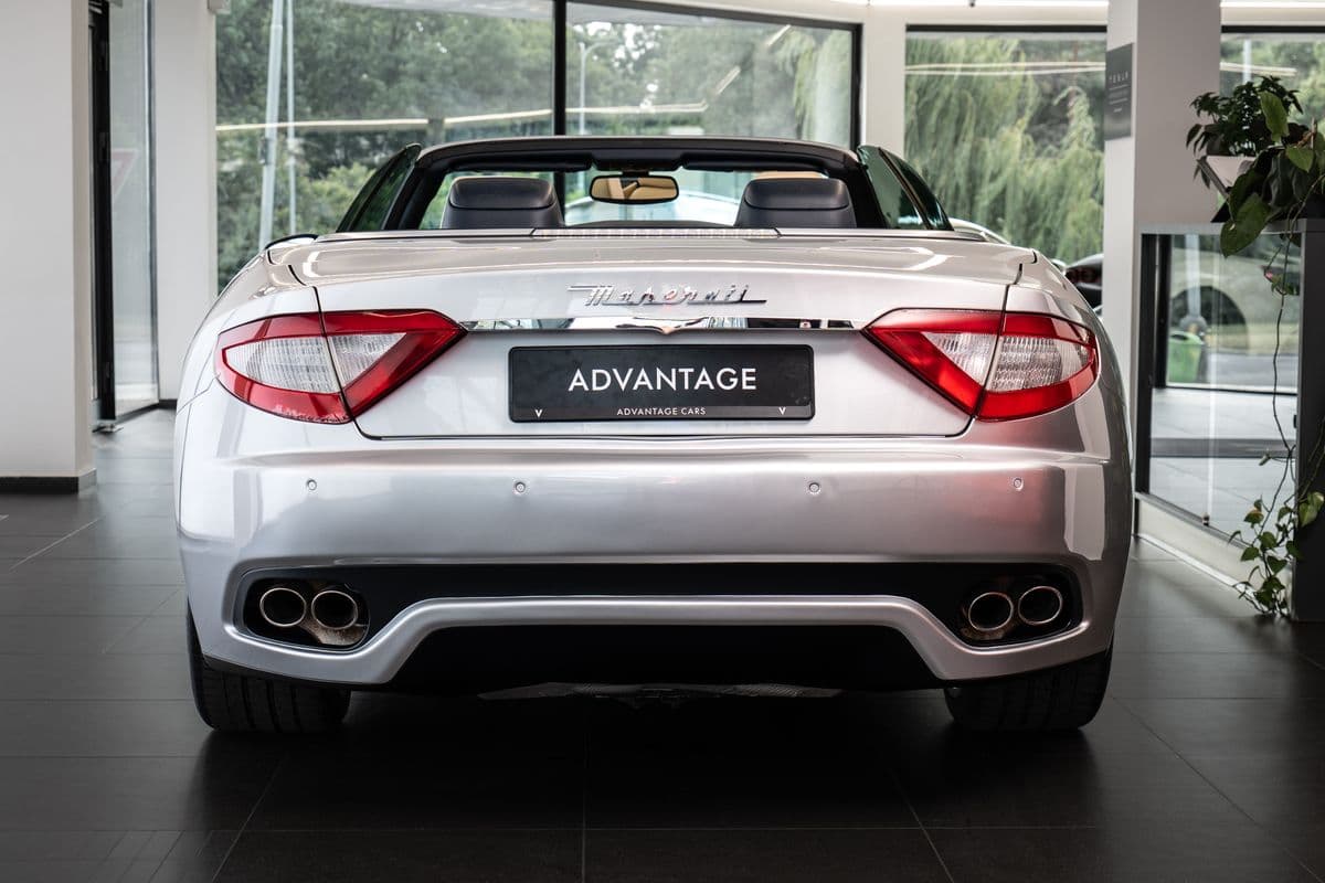 2010 Maserati GRANCABRIO - 3