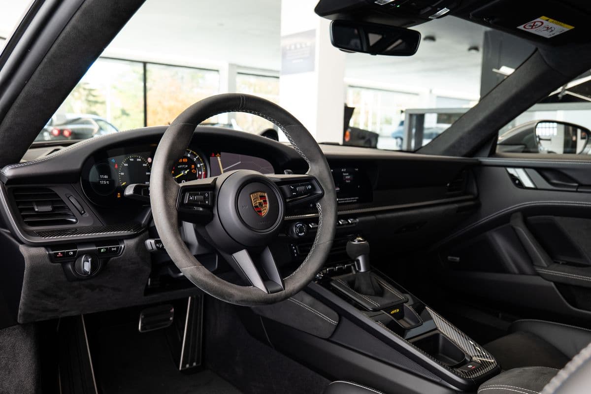 2021 Porsche 911 - 4