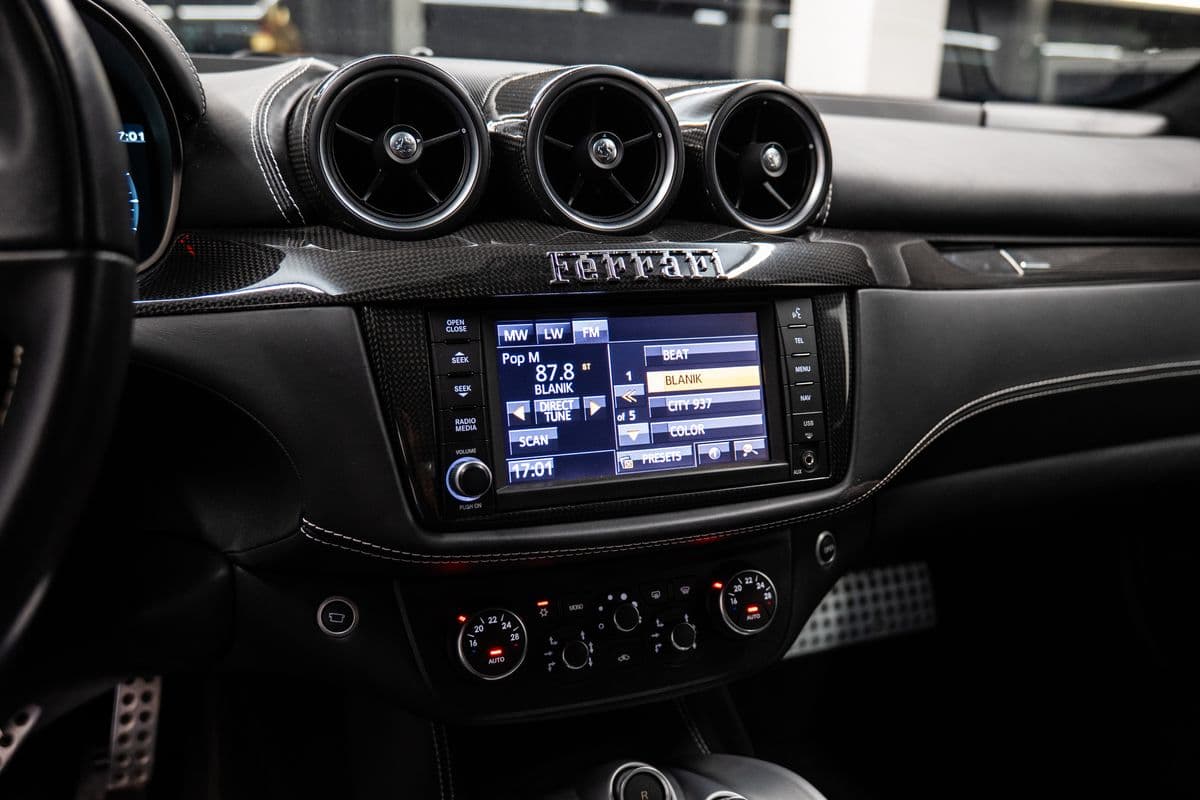 2012 Ferrari FF - 11