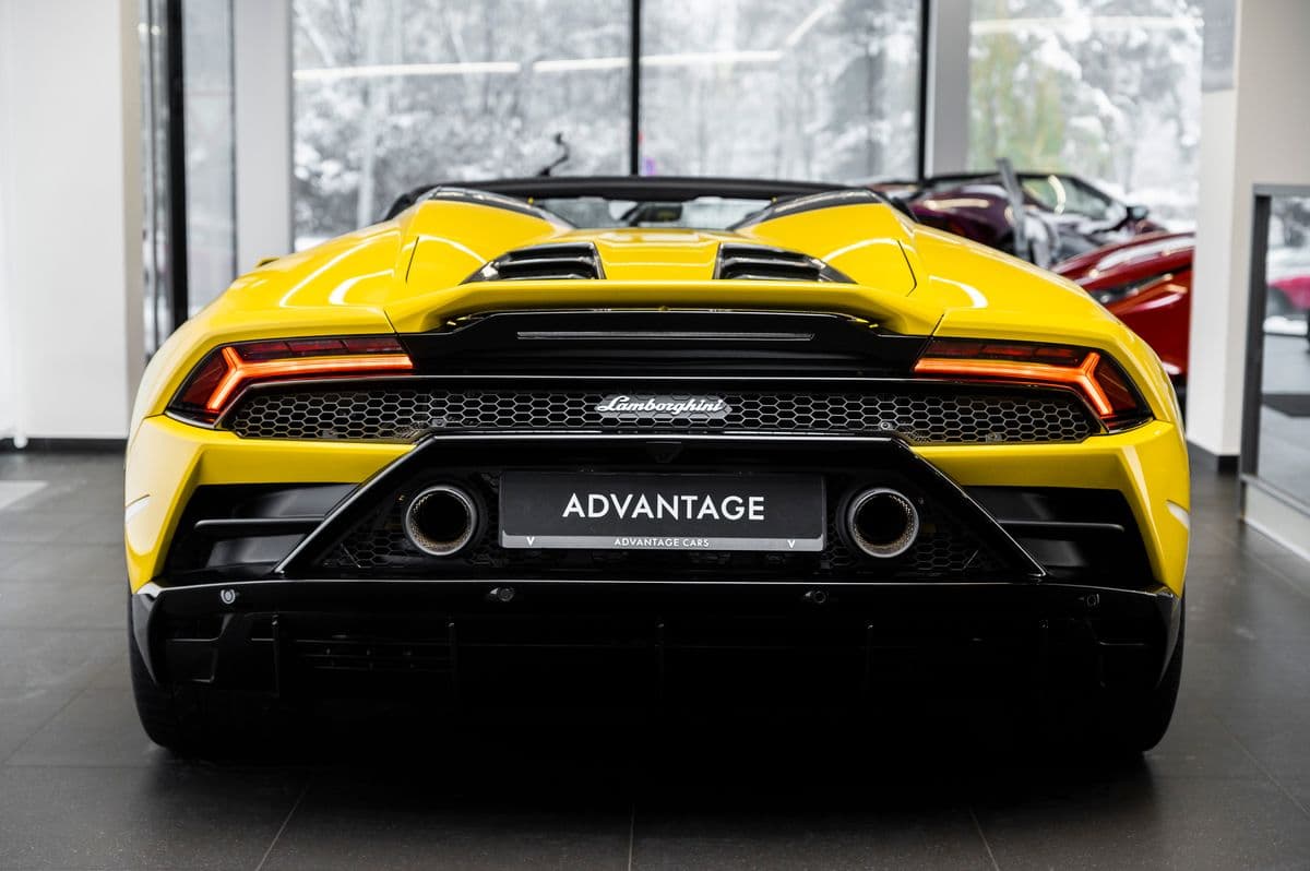 2022 Lamborghini HURACÁN - 3