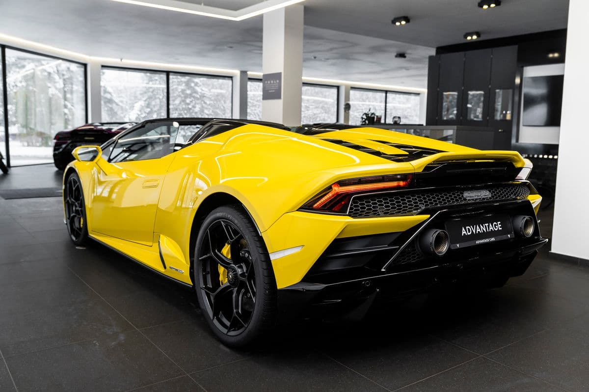 2022 Lamborghini HURACÁN - 4