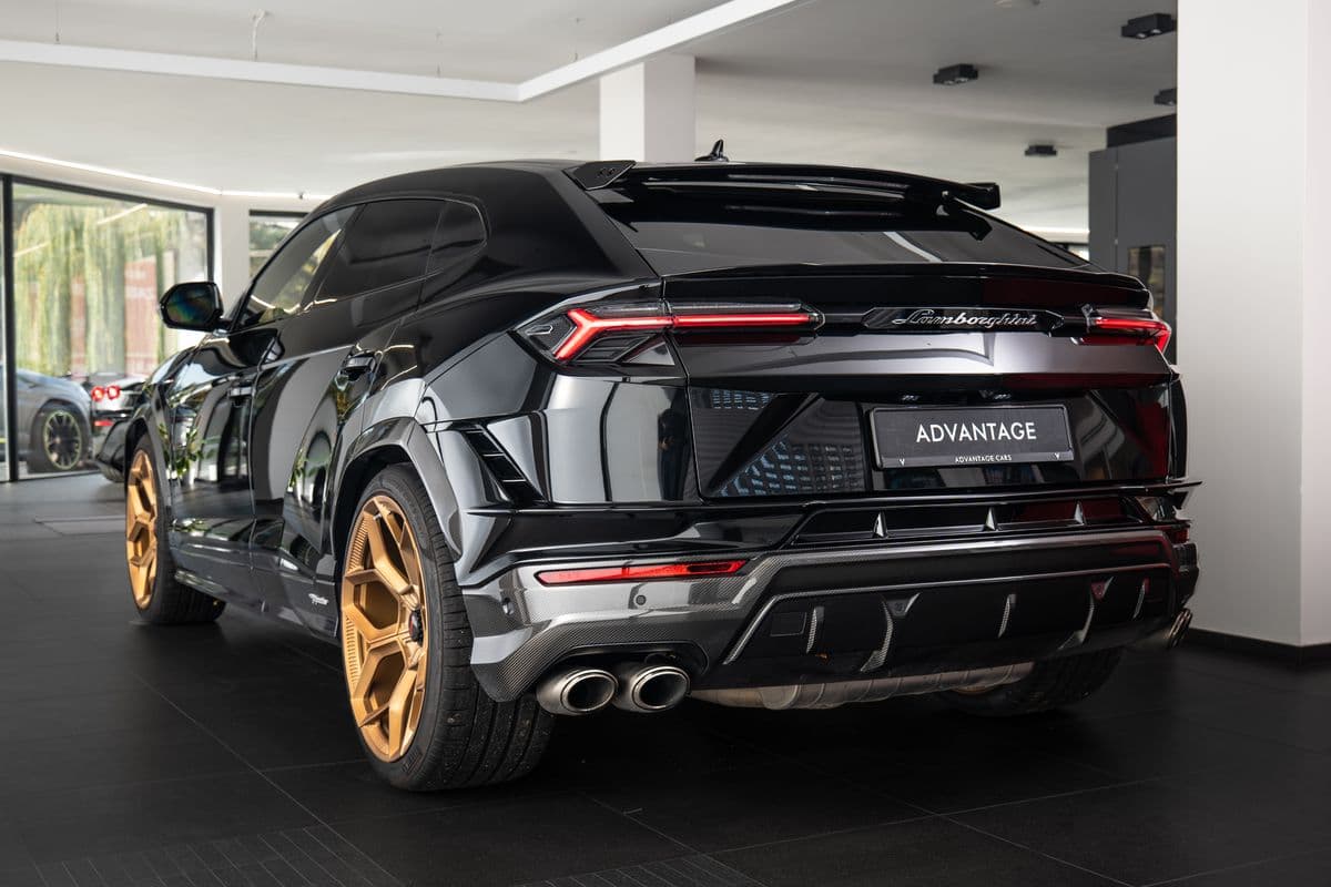 2025 Lamborghini URUS - 4