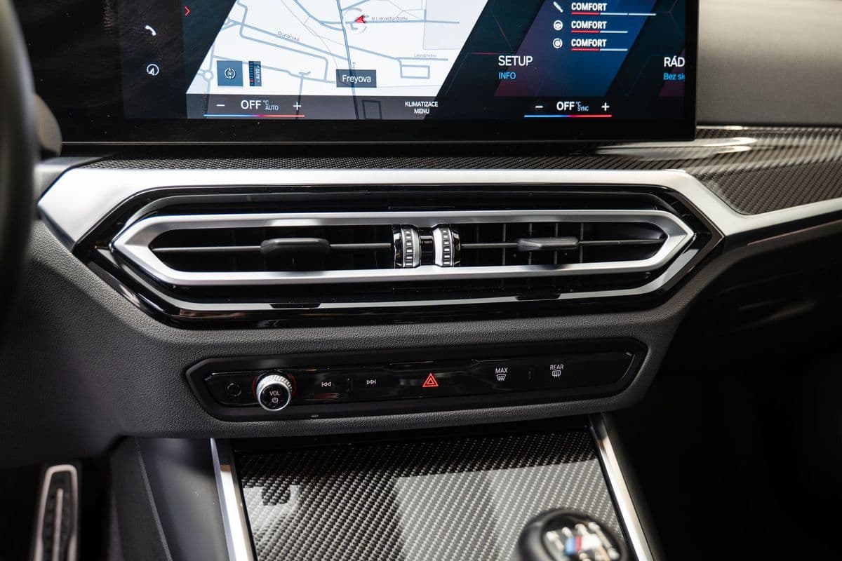 2024 BMW M2 - 12