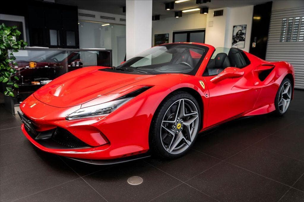 Ferrari F8