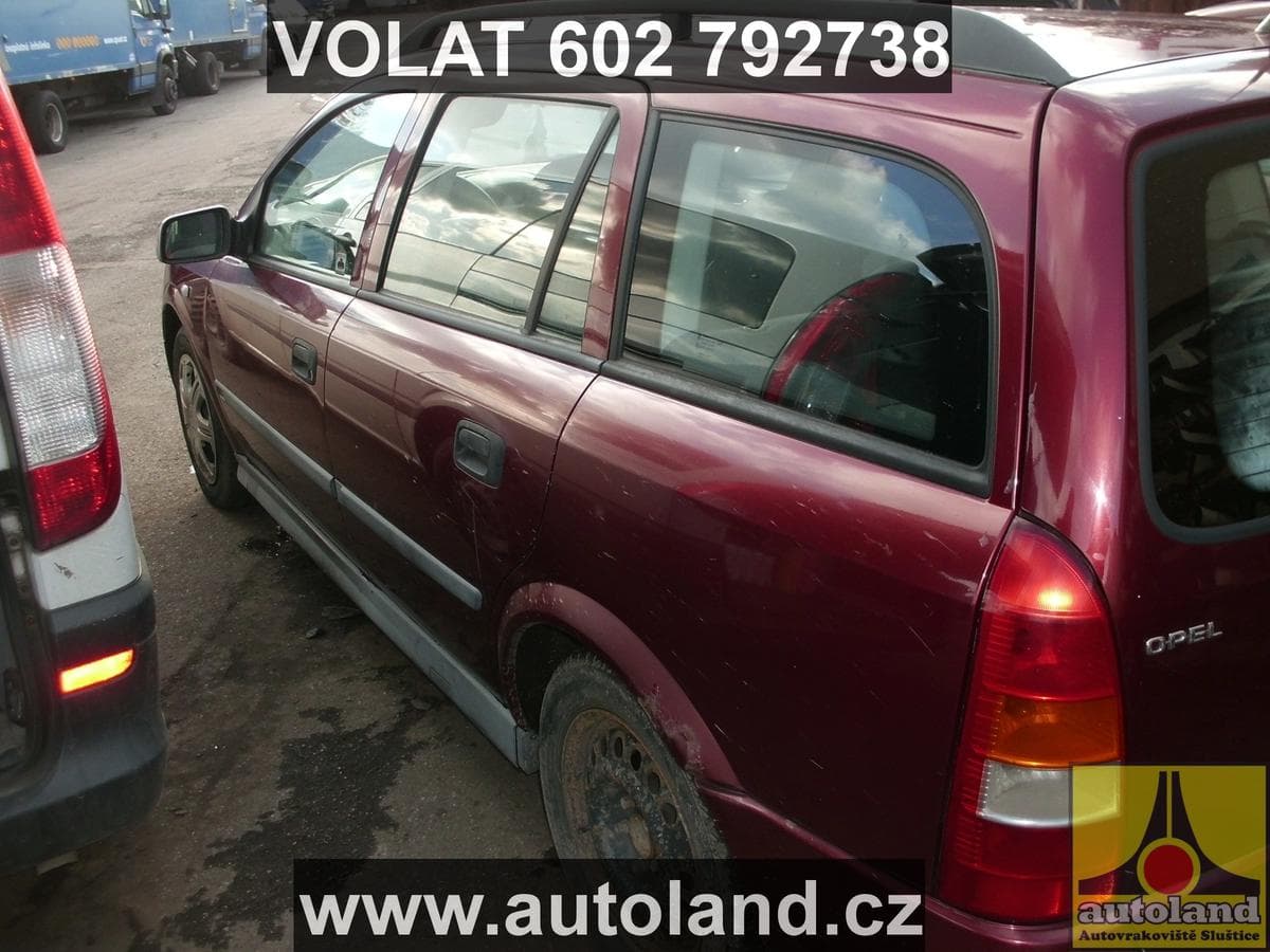 Opel ASTRA - 4