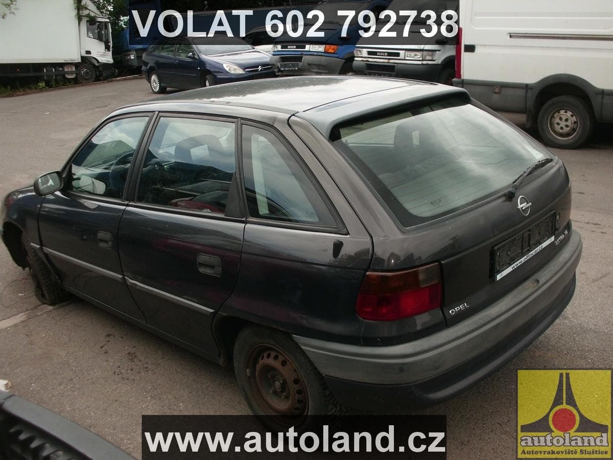 Opel ASTRA - 4