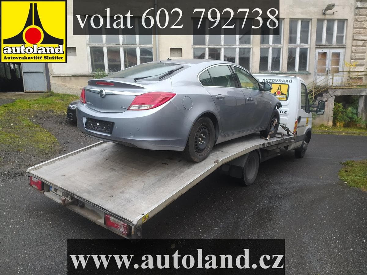 Opel INSIGNIA
