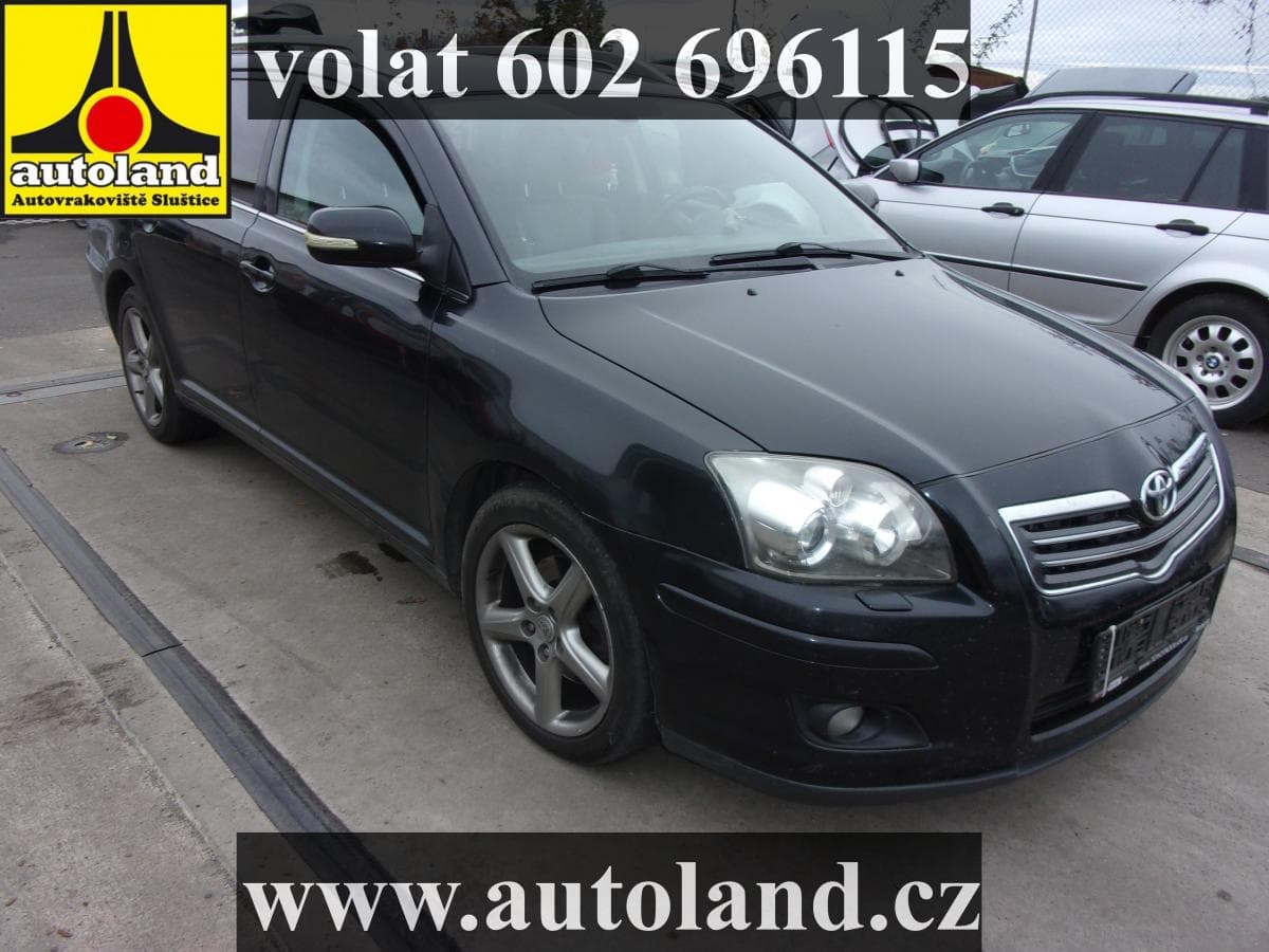 Toyota Avensis - 2
