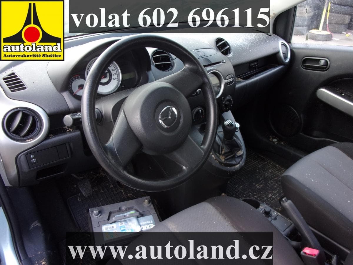 Mazda 2 - 6