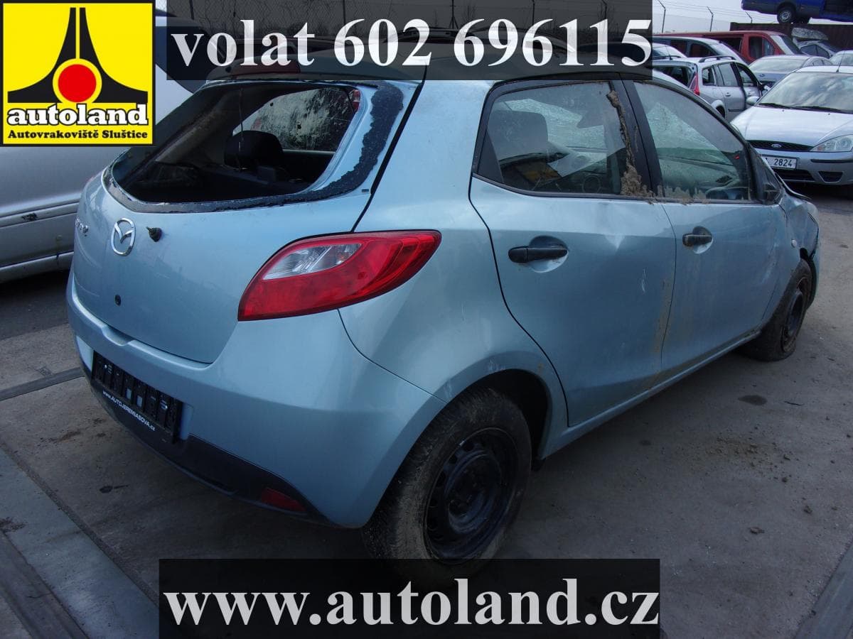Mazda 2 - 3
