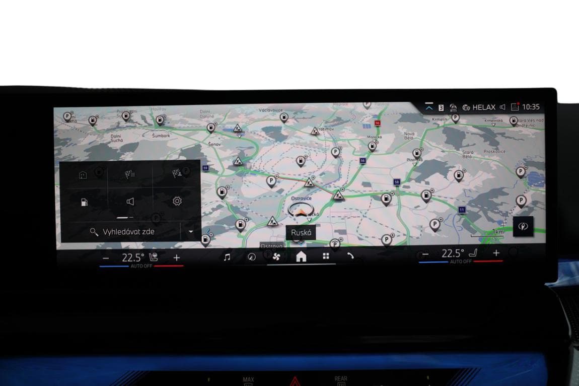 2025 BMW 5-Series - 11