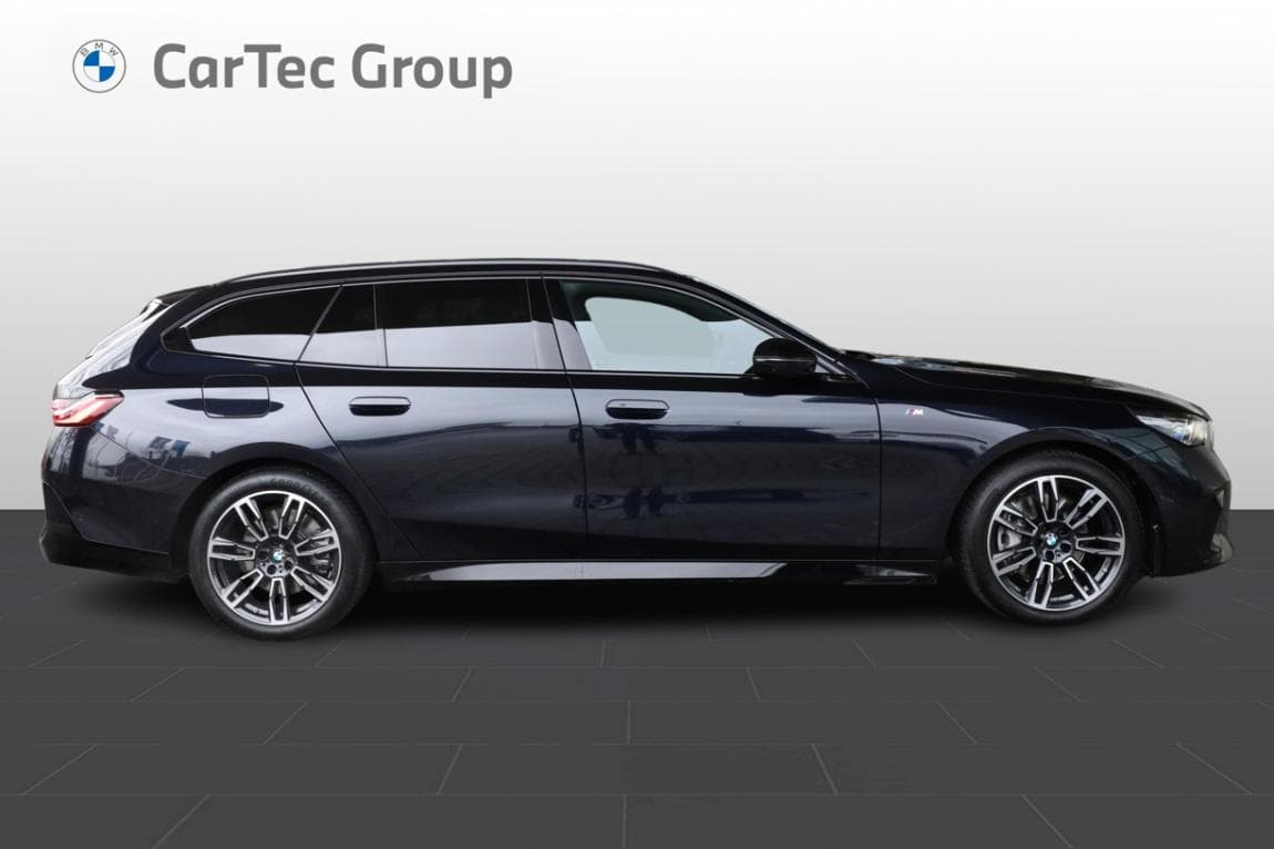 2025 BMW 5-Series - 4