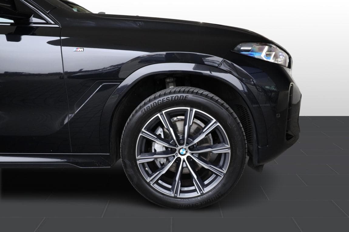 2025 BMW X6 - 7
