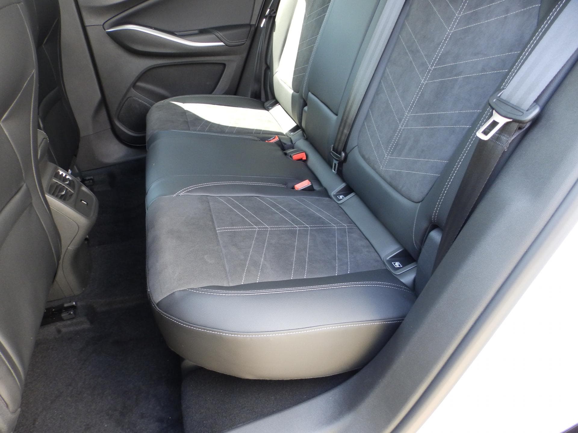 Opel GRANDLAND - 10