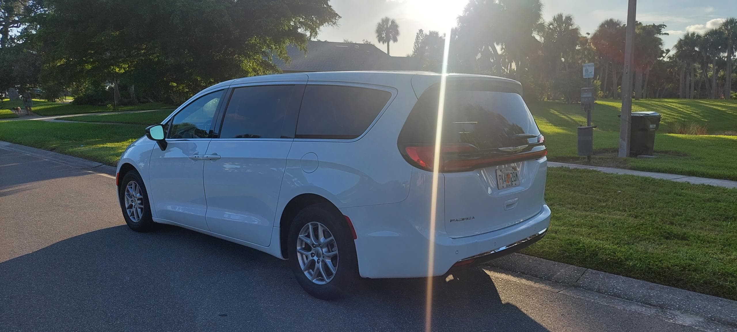 Chrysler PACIFICA - 5
