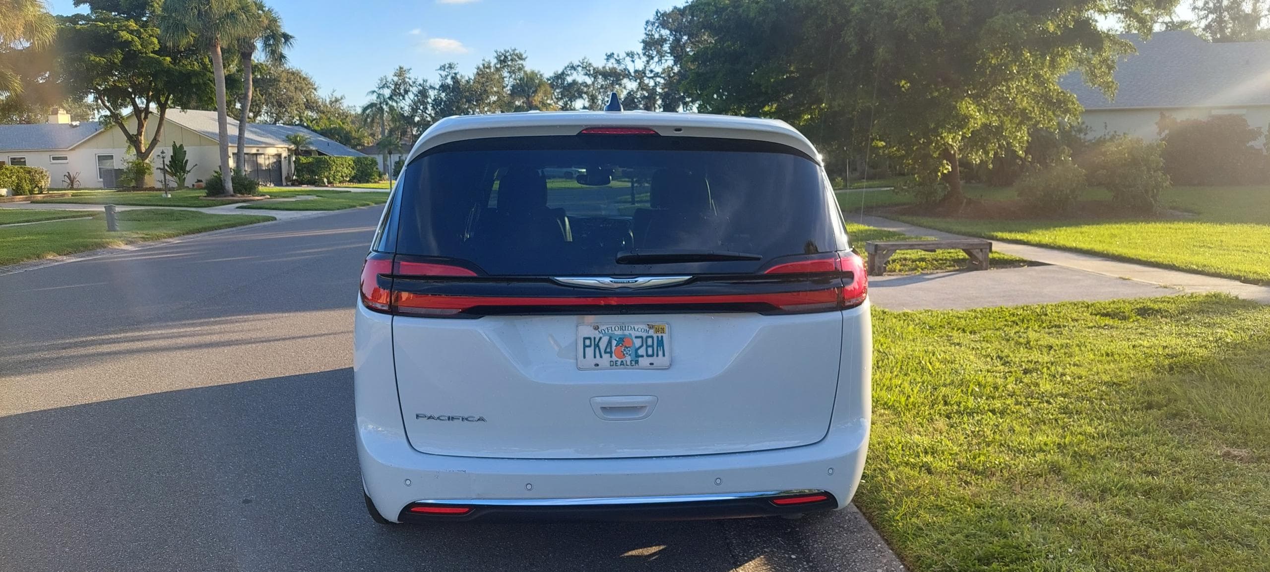 Chrysler PACIFICA - 6