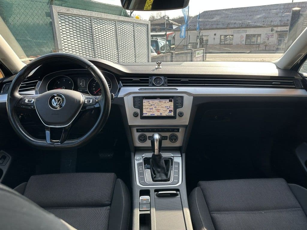 2015 Volkswagen PASSAT - 10
