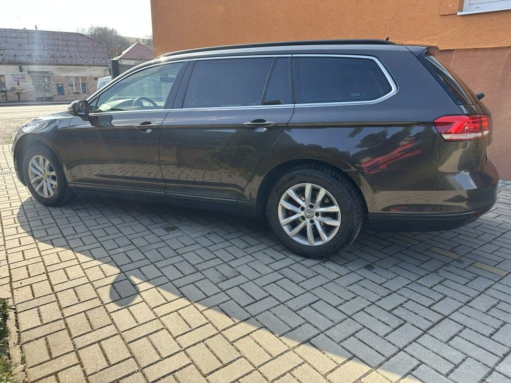 2015 Volkswagen PASSAT - 7
