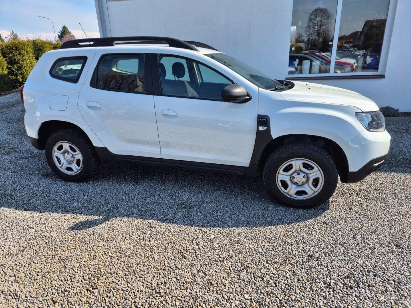 Dacia DUSTER - 4