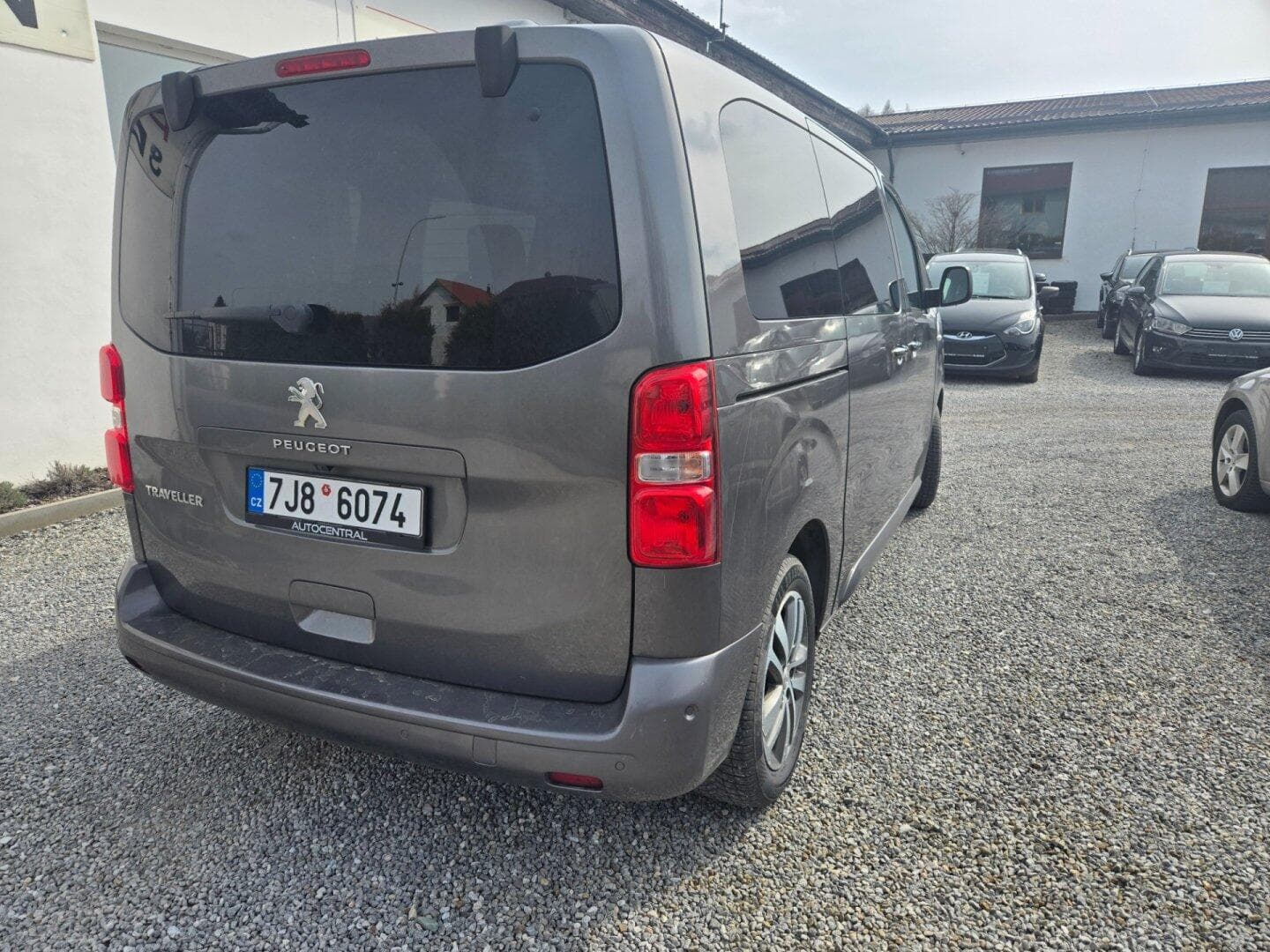 Peugeot TRAVELLER - 4