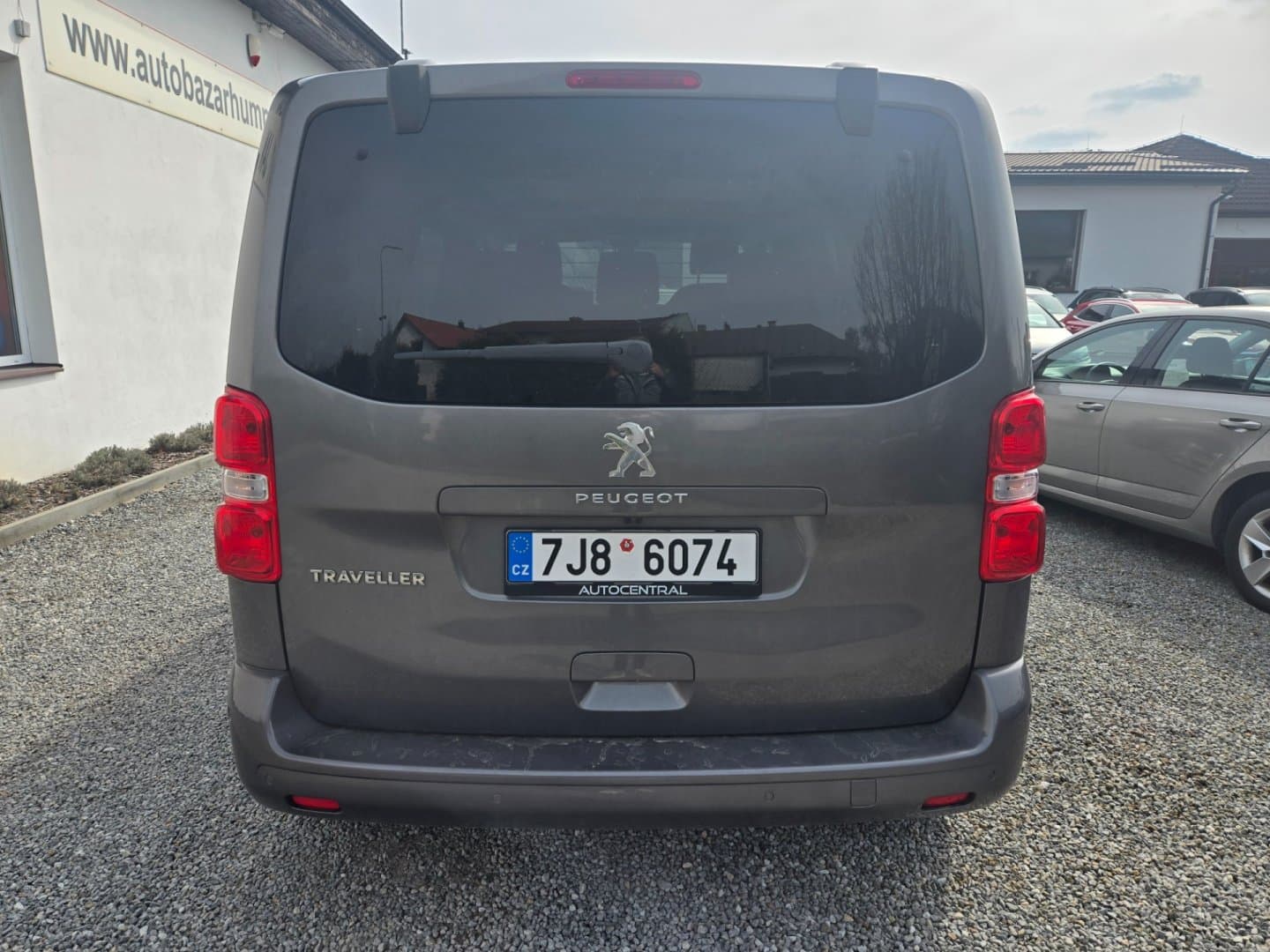 Peugeot TRAVELLER - 5