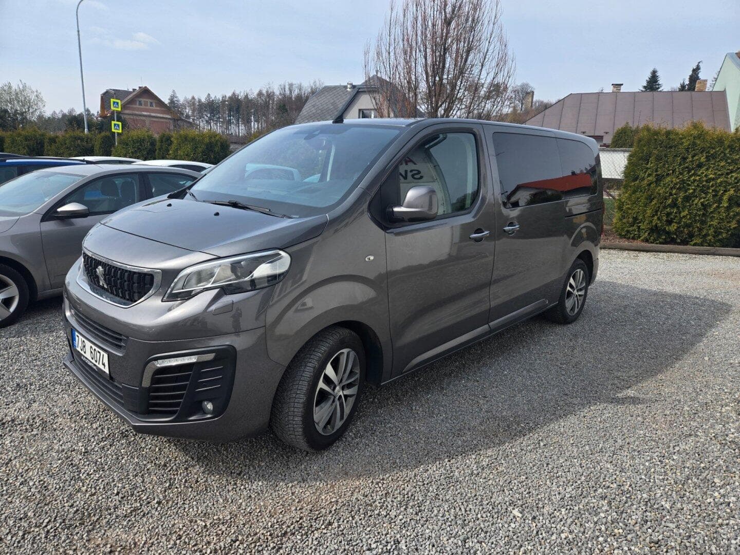 Peugeot TRAVELLER - 7