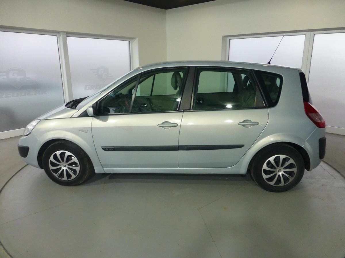 Renault SCENIC - 7
