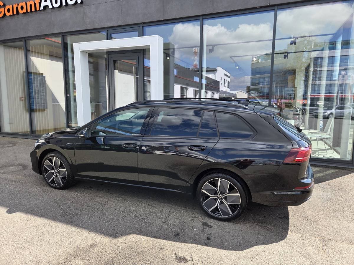 2025 Volkswagen GOLF - 2
