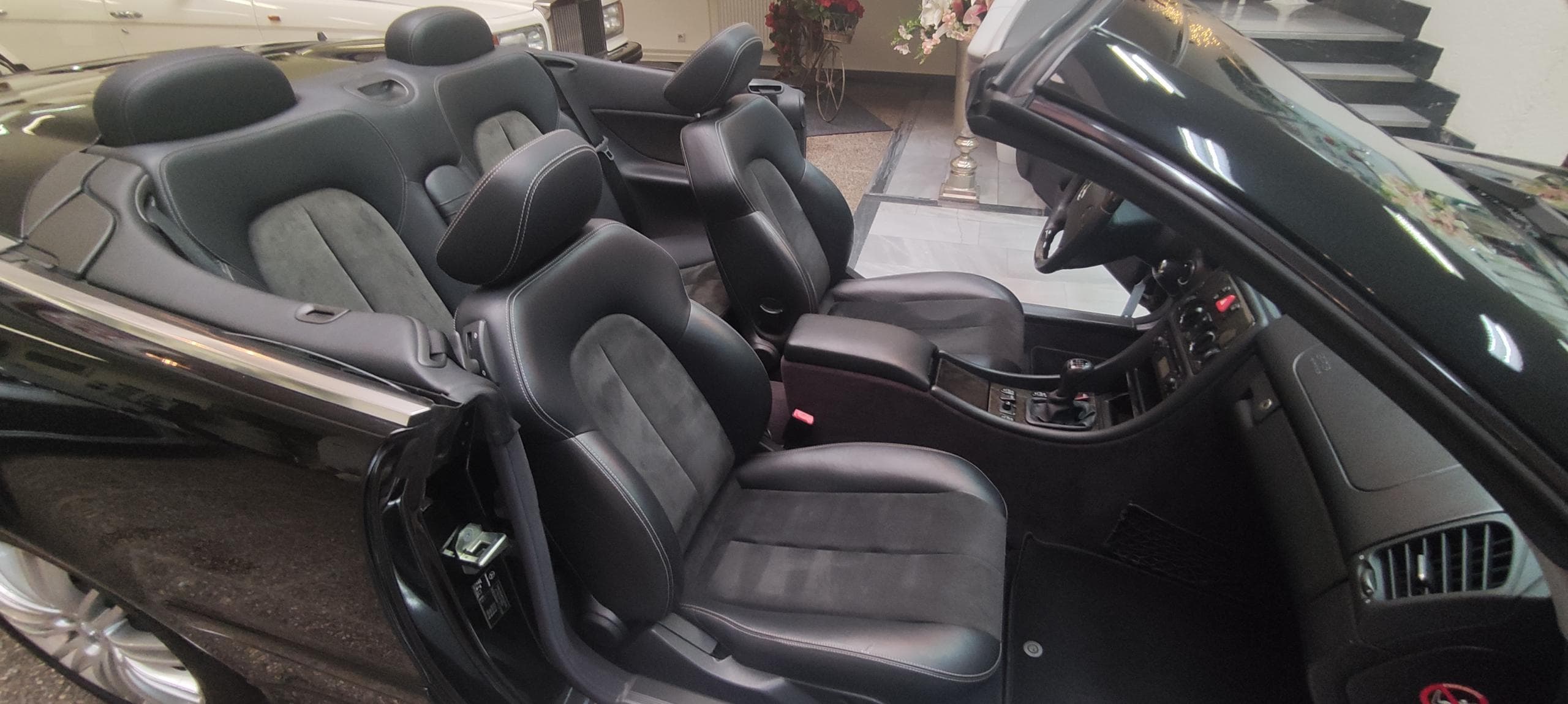 Mercedes-Benz CLK - 11