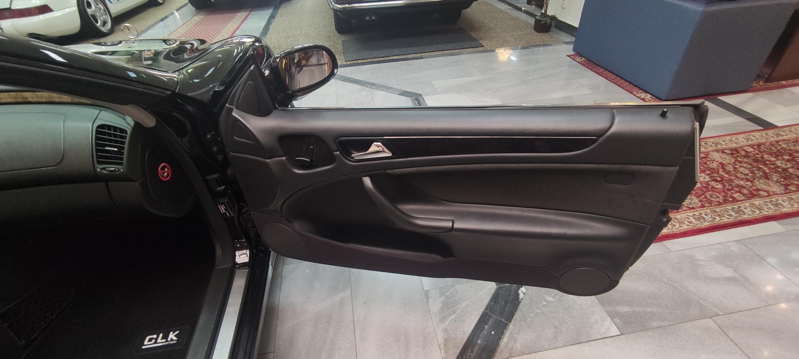 Mercedes-Benz CLK - 12
